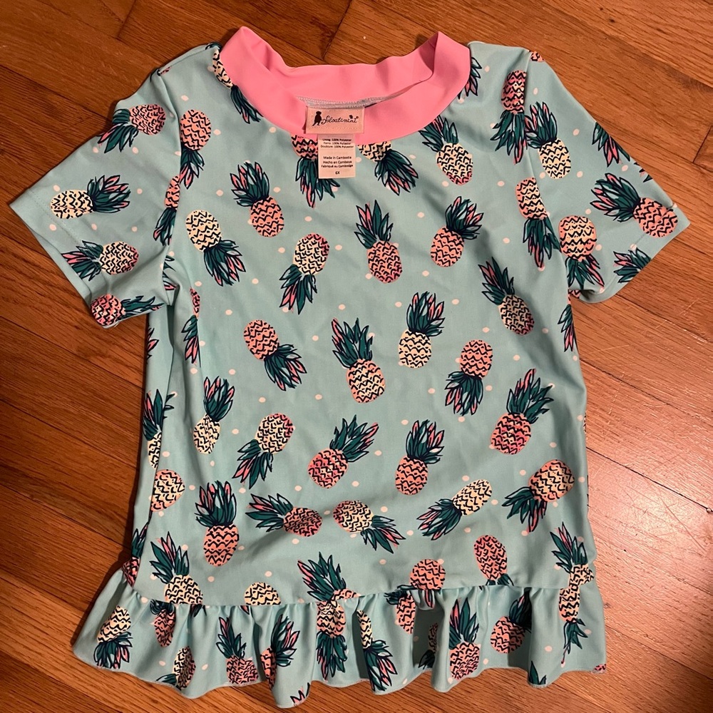 Girls rashguard